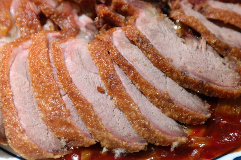 crispy duck, roasted duck, duck, crispy, fried, appetite, food, restaurant, enjoy the meal, hunger, yummy, crust, duck breast, kind of gum pao, sharp, spicy, hearty, meal, having lunch, chinese